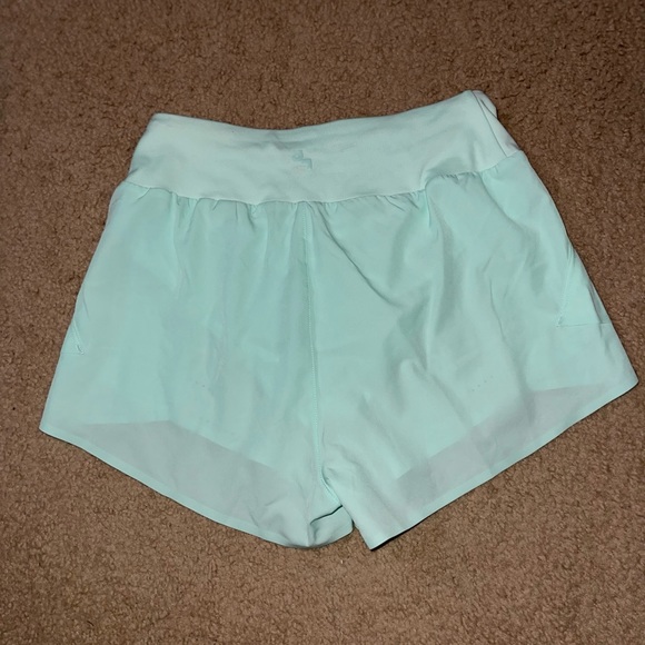 Mint running shorts - Picture 2 of 2